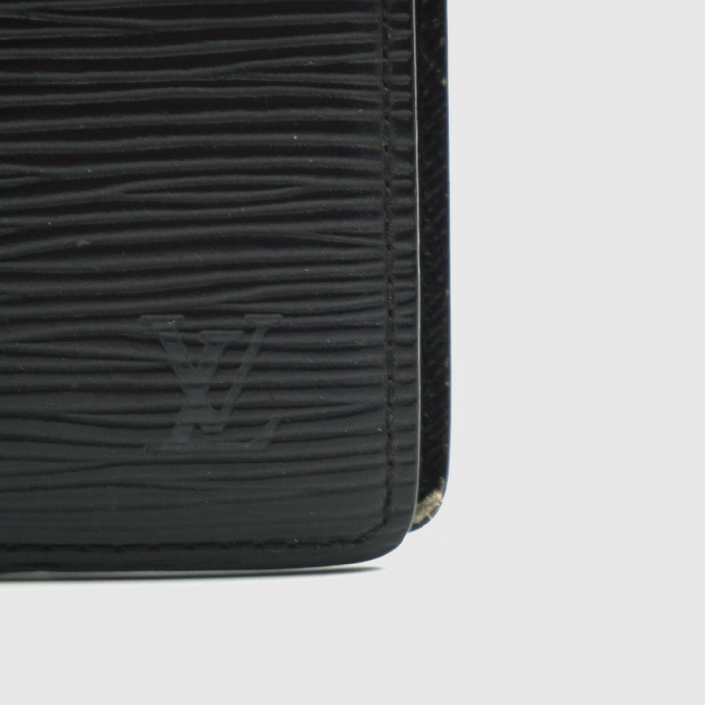 Louis Vuitton Black EPI Small Ring Agenda Wallet