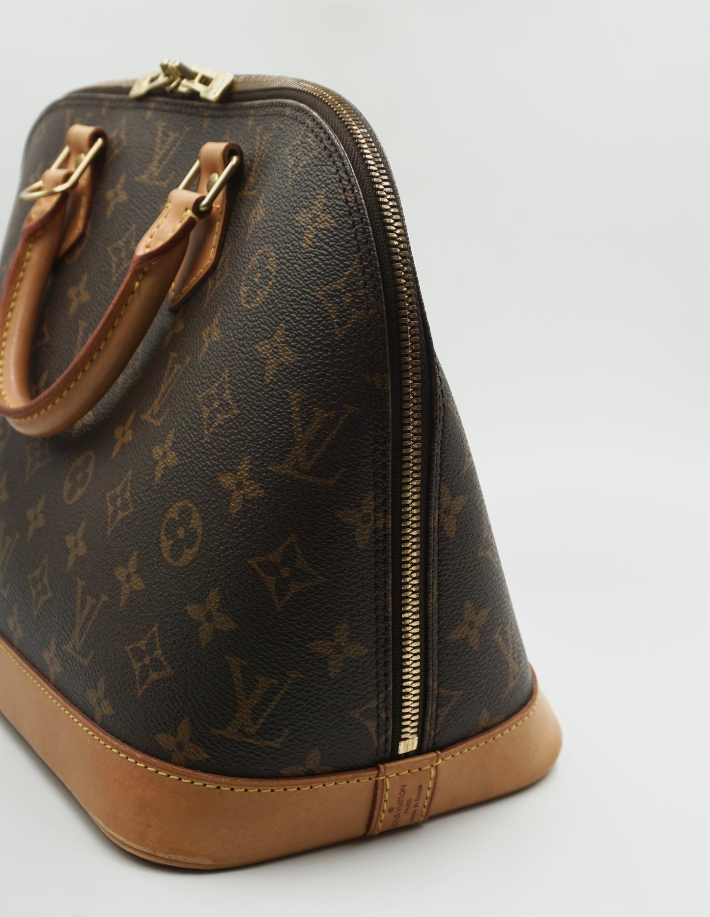 Louis Vuitton Alma PM Womens Handbag