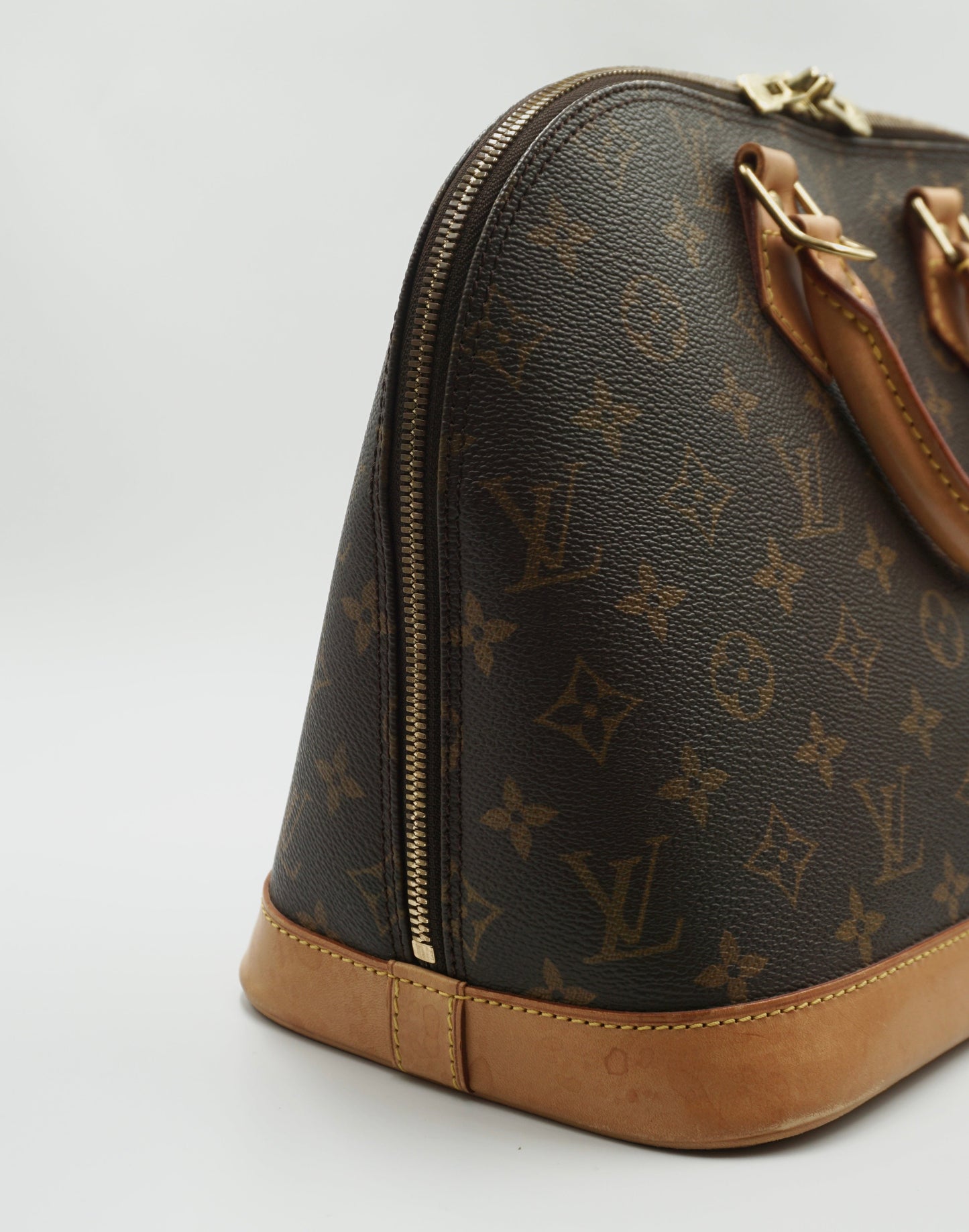 Louis Vuitton Alma PM Womens Handbag